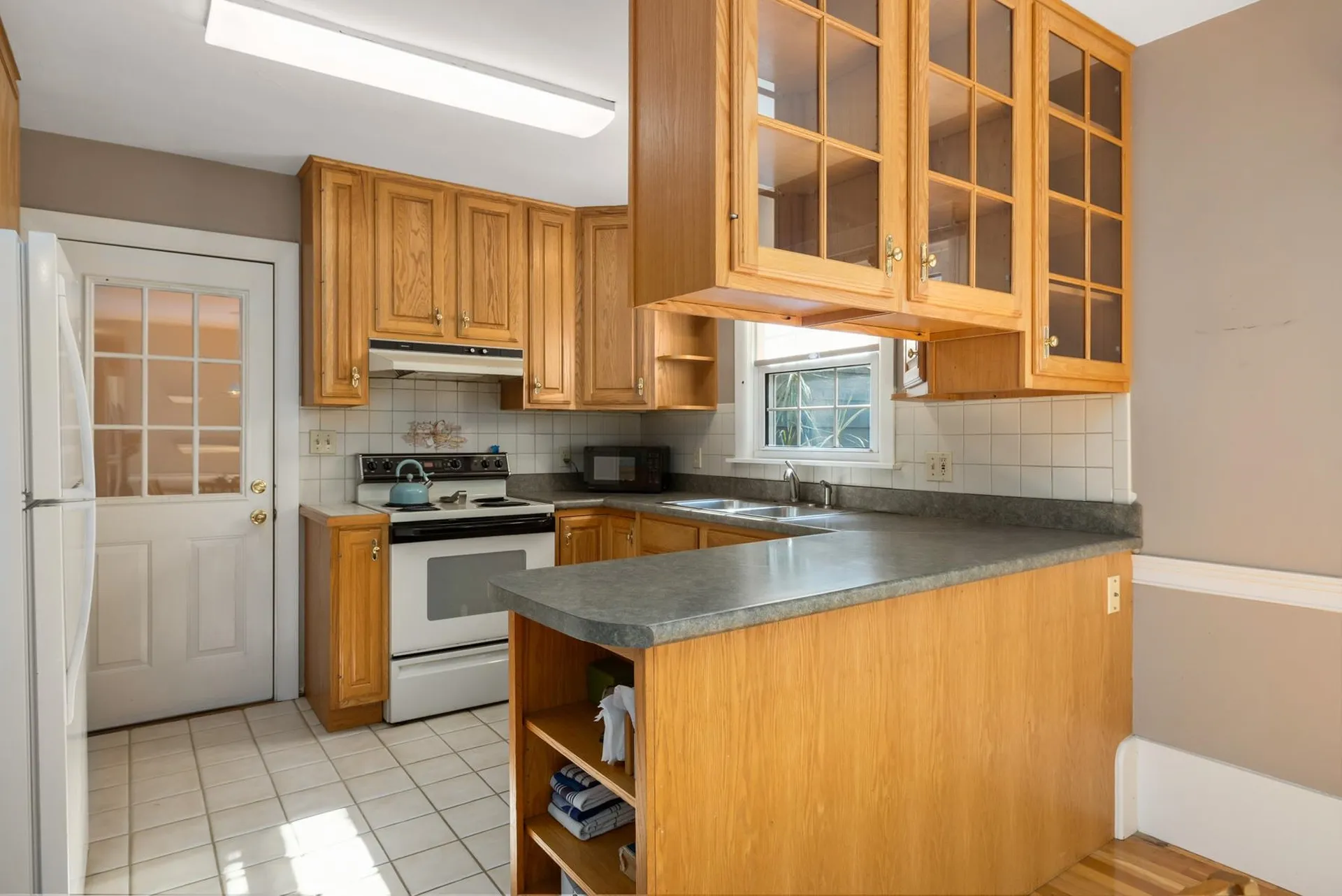 17 Hampshire Road Portsmouth NH 03801