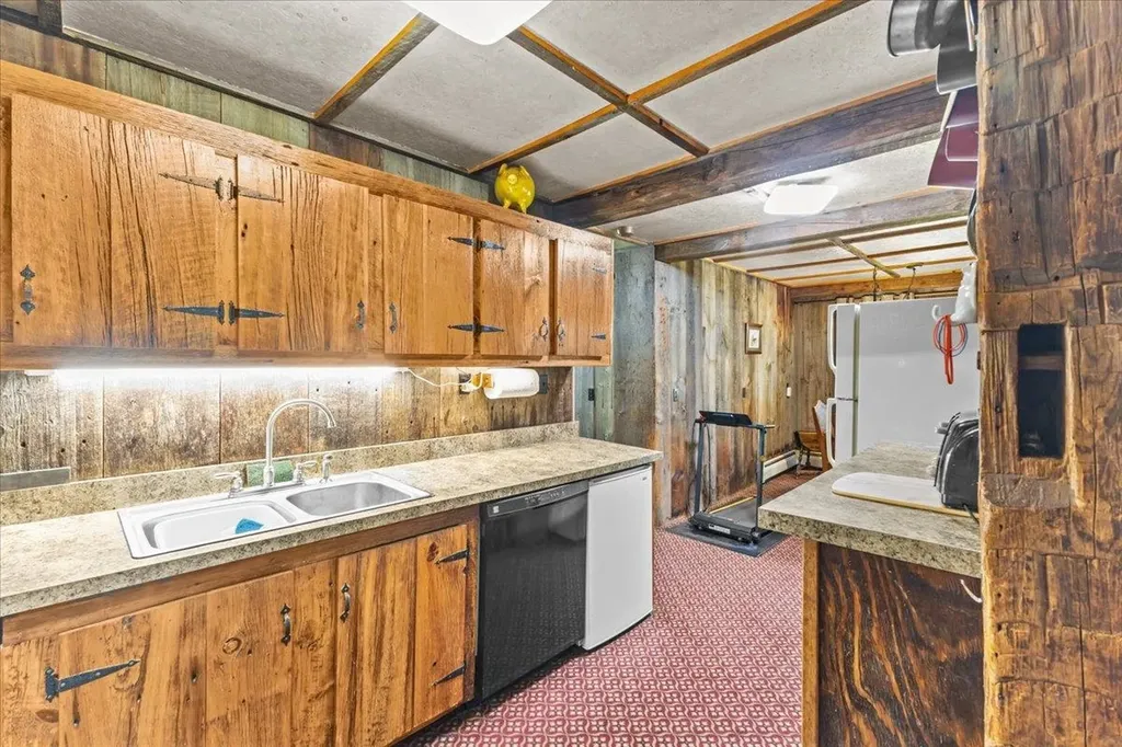 494 Jasper Mine Road Colchester VT 05446