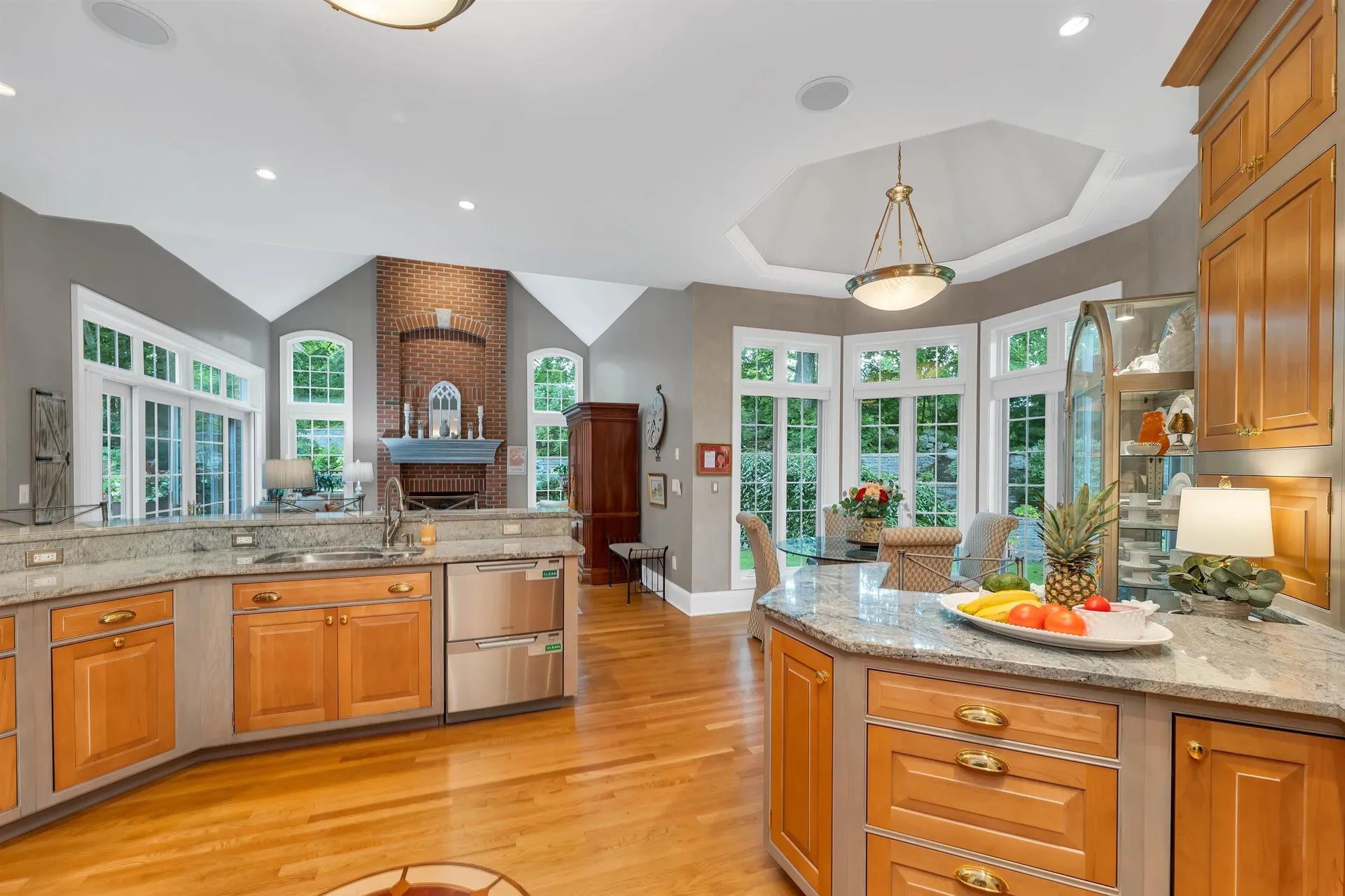 60 Riddle Drive Bedford NH 03110