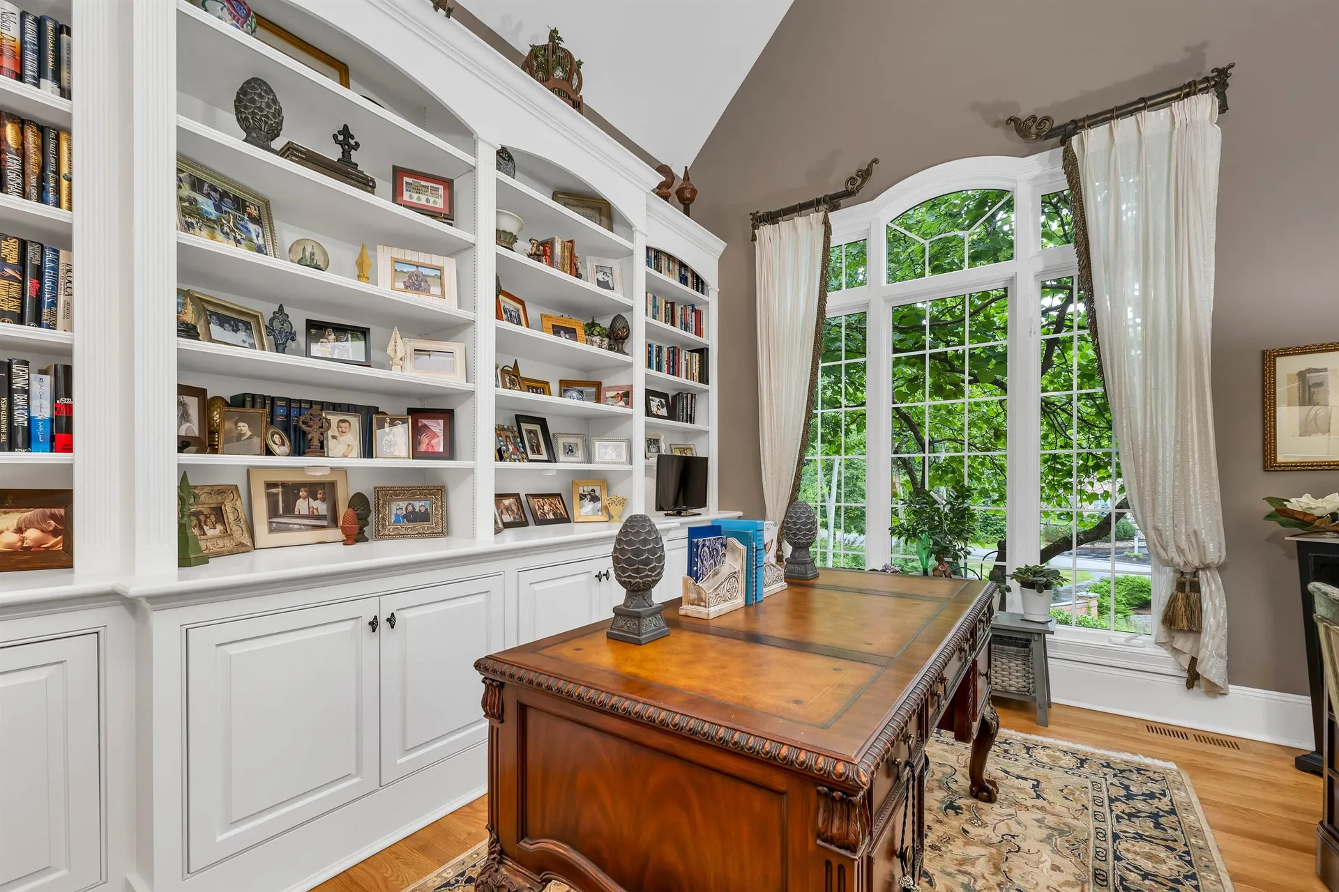 60 Riddle Drive Bedford NH 03110