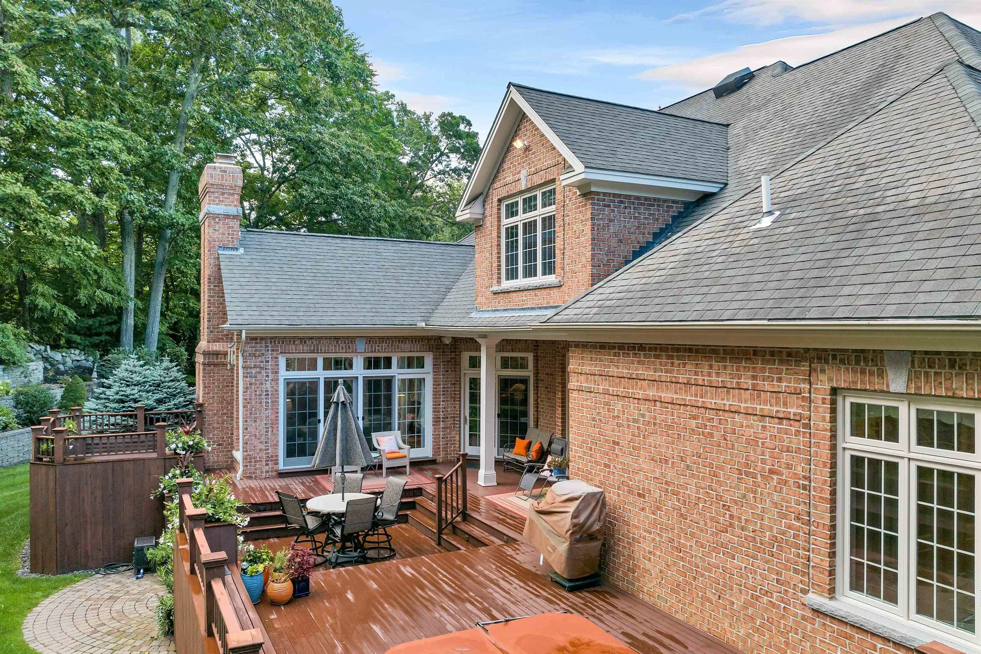 60 Riddle Drive Bedford NH 03110