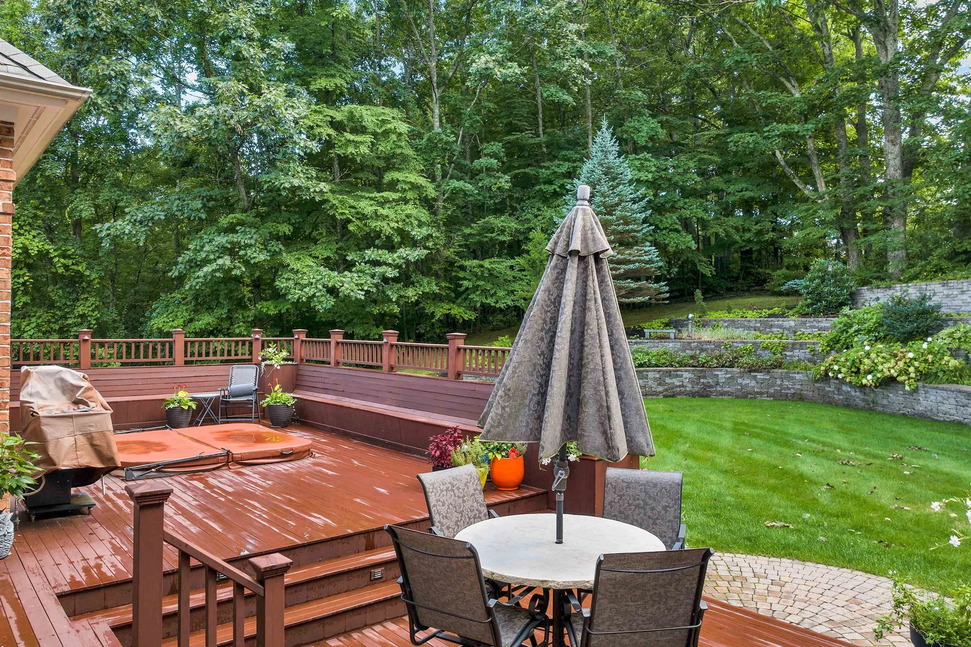 60 Riddle Drive Bedford NH 03110