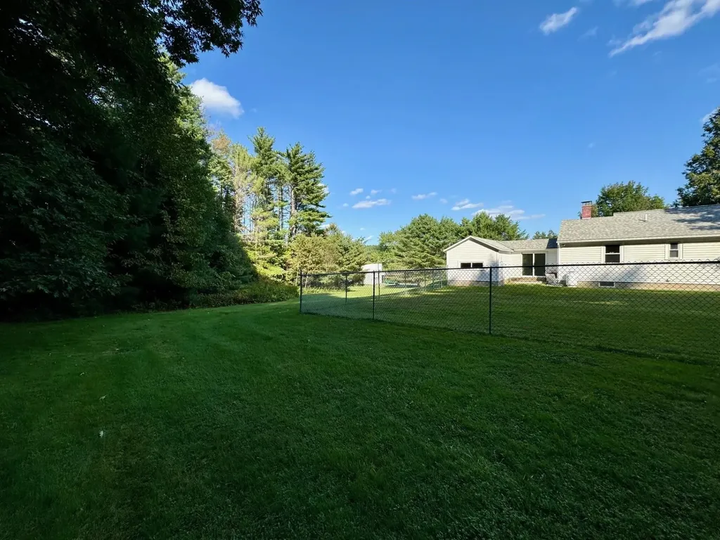 31 Flanders Street Enfield NH 03748