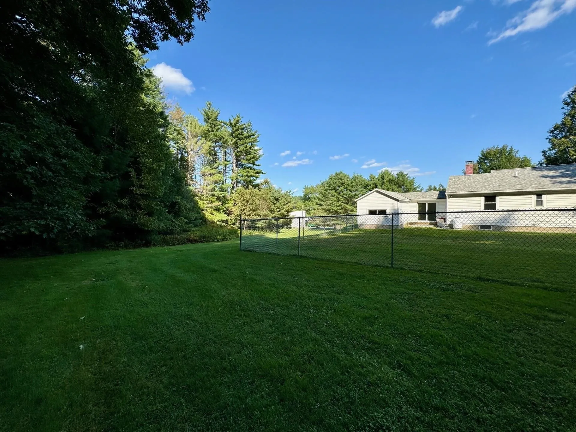 31 Flanders Street Enfield NH 03748