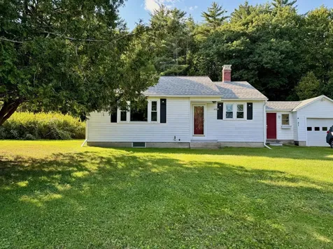 31 Flanders Street Enfield NH 03748