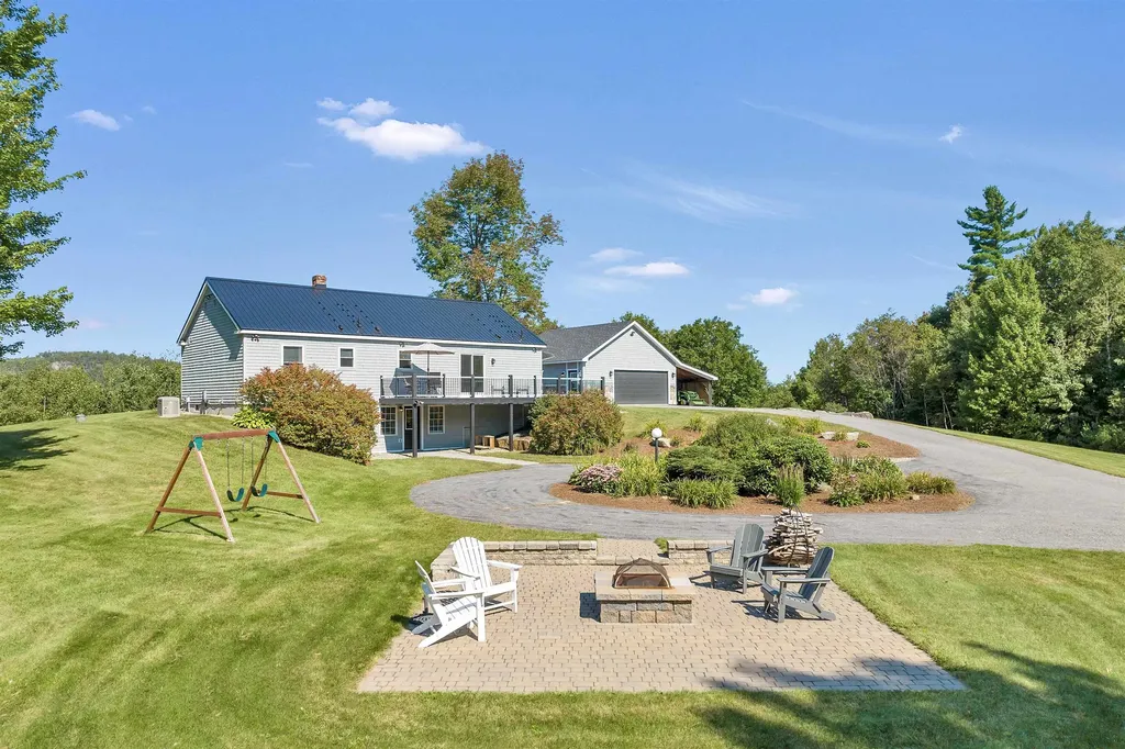 25 Pinnacle Road Haverhill NH 03774