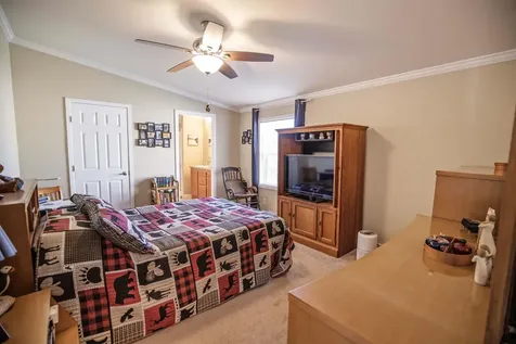 8 Morning Glory Drive Franklin NH 03235