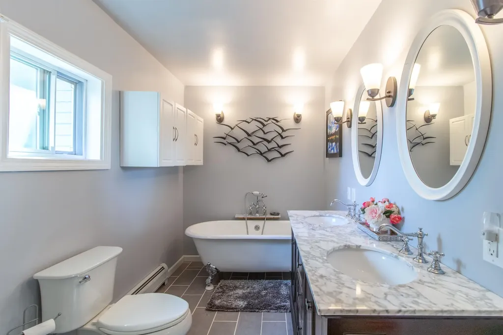 3537 Vt Route 100 Westfield VT 05874-7712