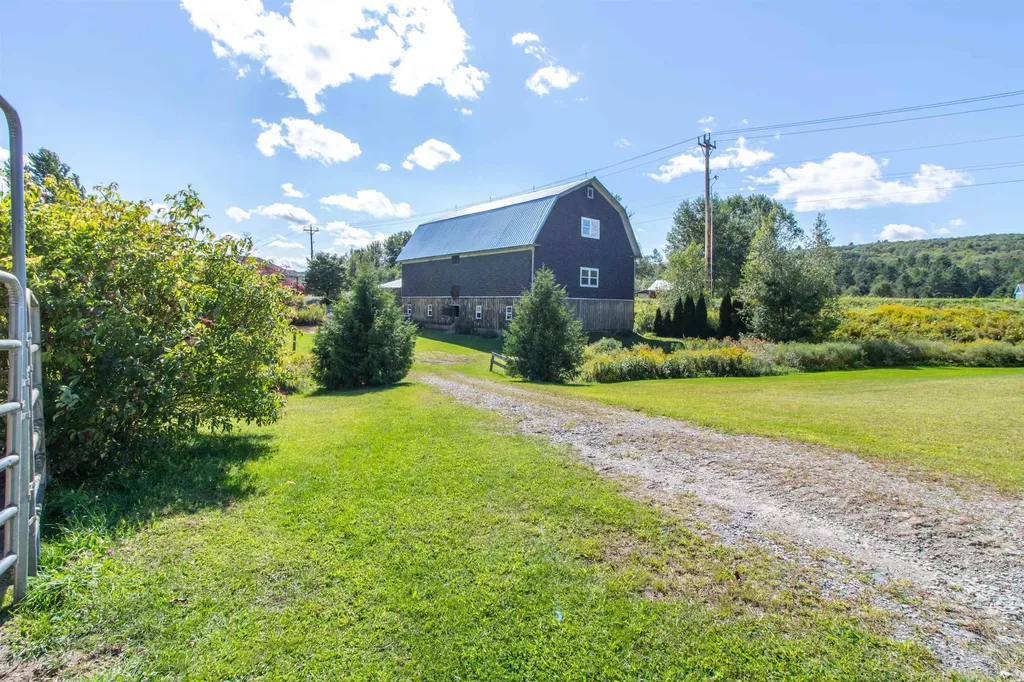 3537 Vt Route 100 Westfield VT 05874-7712