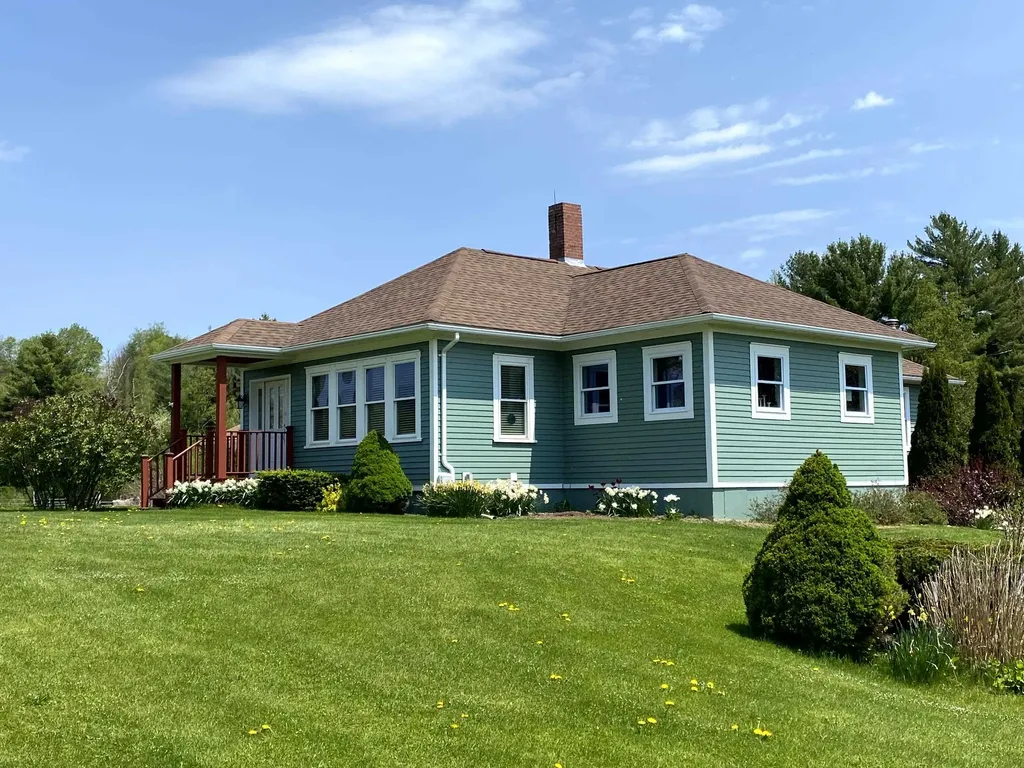 3537 Vt Route 100 Westfield VT 05874-7712