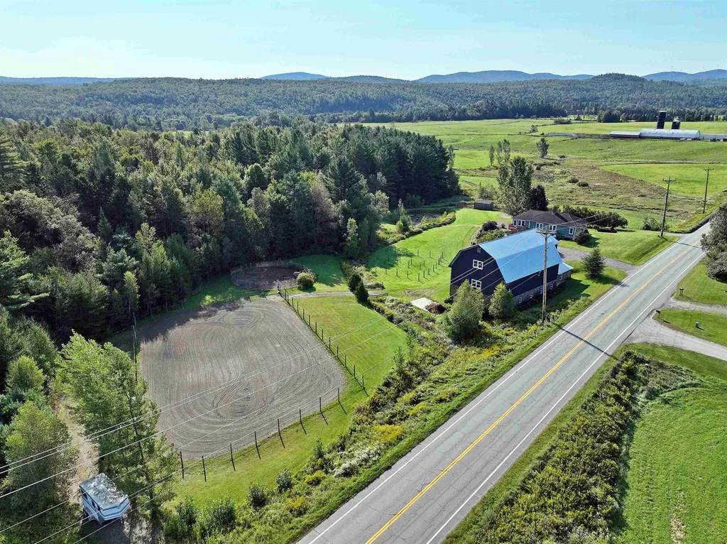 3537 Vt Route 100 Westfield VT 05874-7712