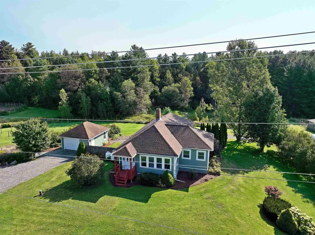 3537 Vt Route 100 Westfield VT 05874-7712