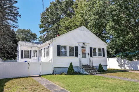 18 Provencher Street Manchester NH 03102