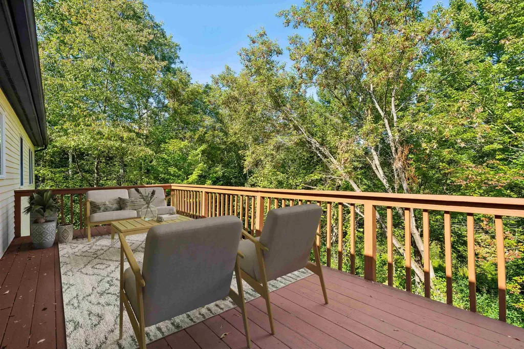 86 Buckingham Place Lebanon NH 03766