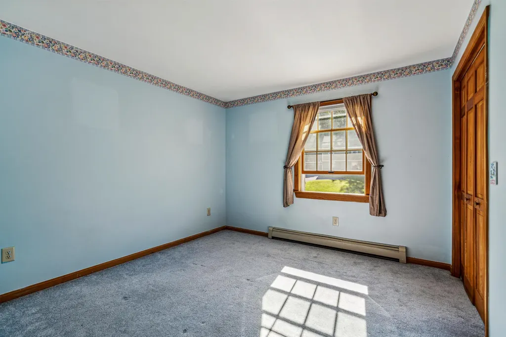 86 Buckingham Place Lebanon NH 03766