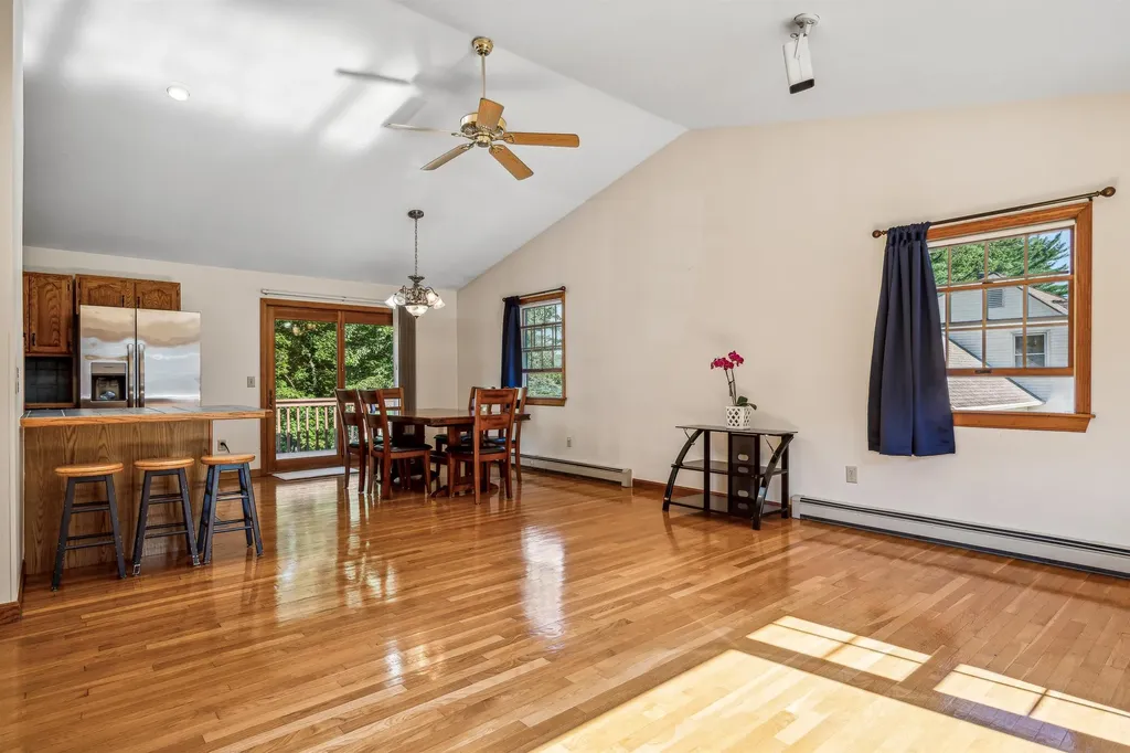 86 Buckingham Place Lebanon NH 03766