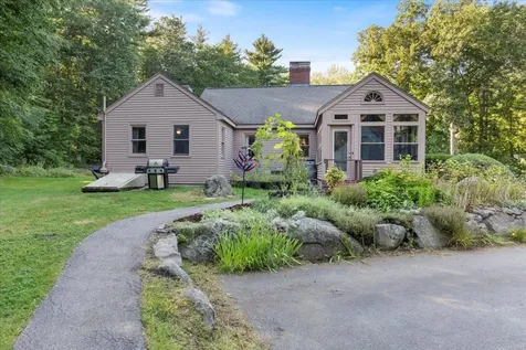 14 Liberty Lane Exeter NH 03833