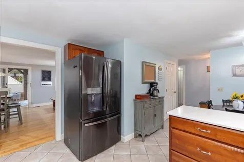 14 Liberty Lane Exeter NH 03833