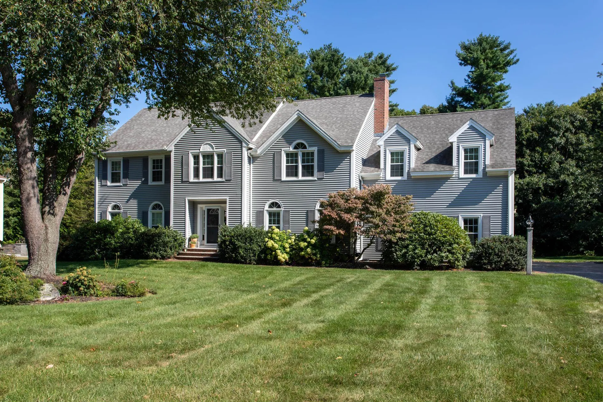 13 Raymond Lane Hampton NH 03842