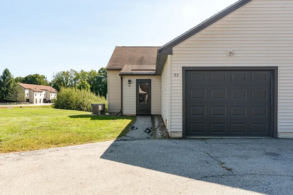 22 Dustin Homestead Rochester NH 03867