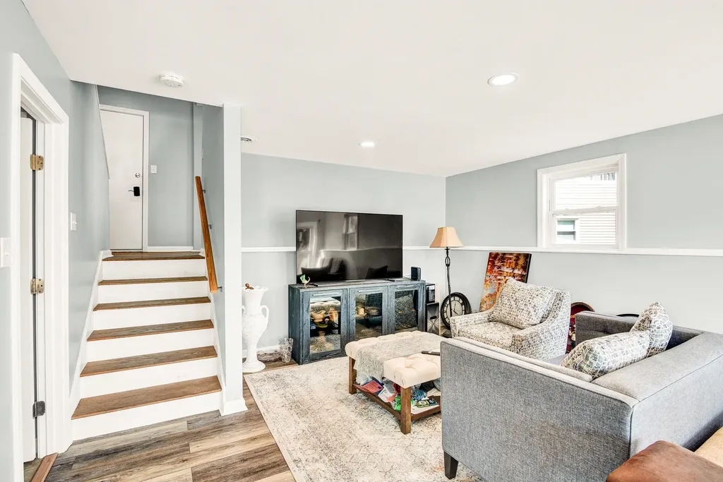 22 Dustin Homestead Rochester NH 03867