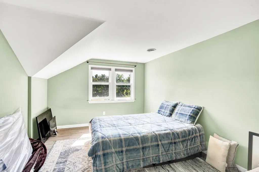 22 Dustin Homestead Rochester NH 03867