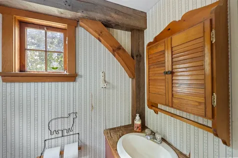 20 Hicks Road Belmont NH 03220