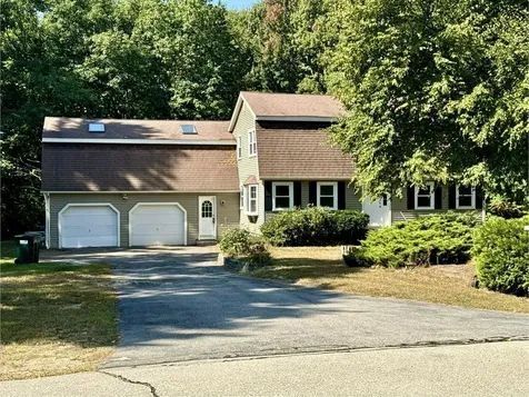 70 Comstock Drive Milford NH 03055