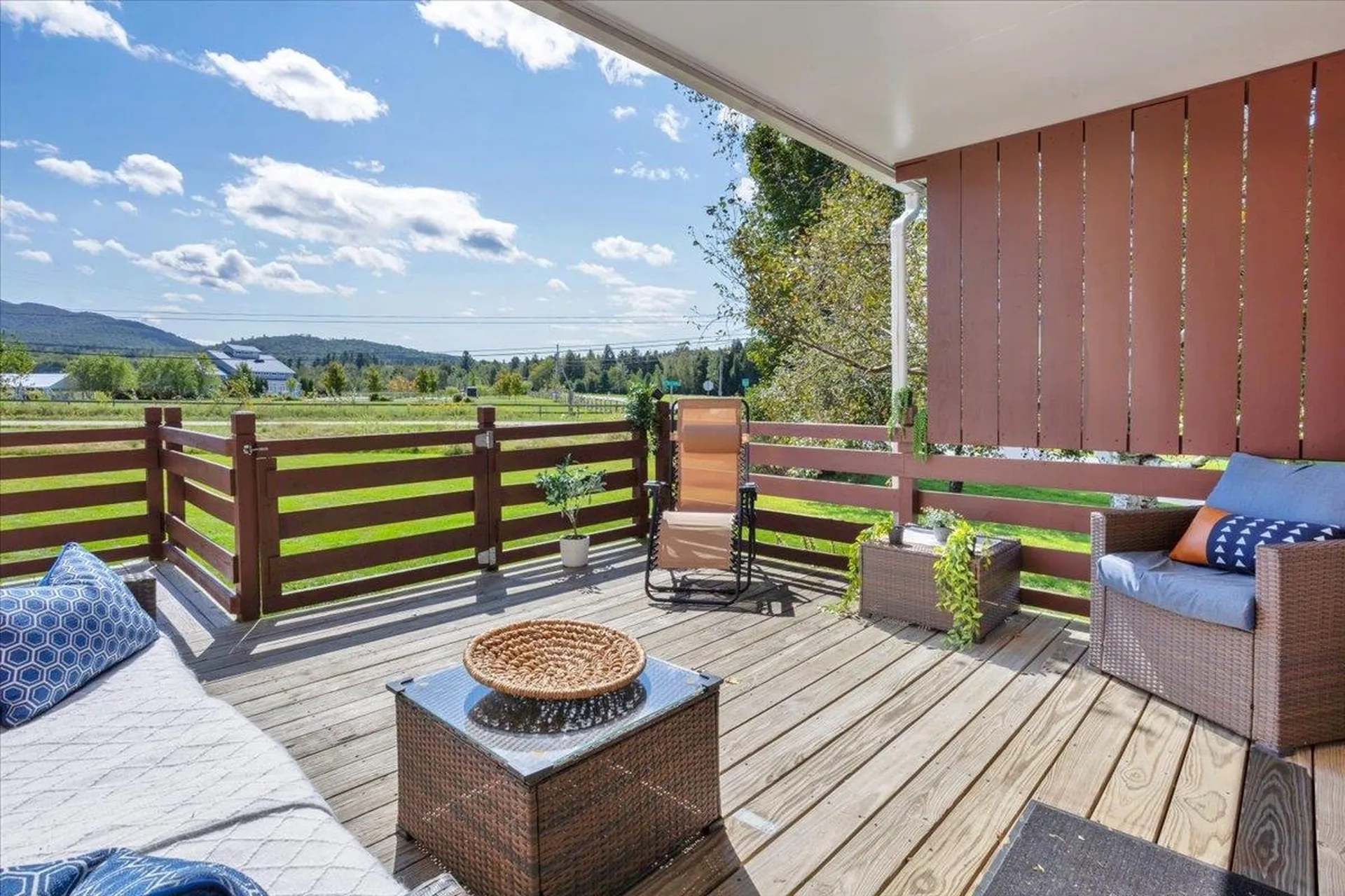 8 Morgan Meadows Way Cambridge VT 05464-5402