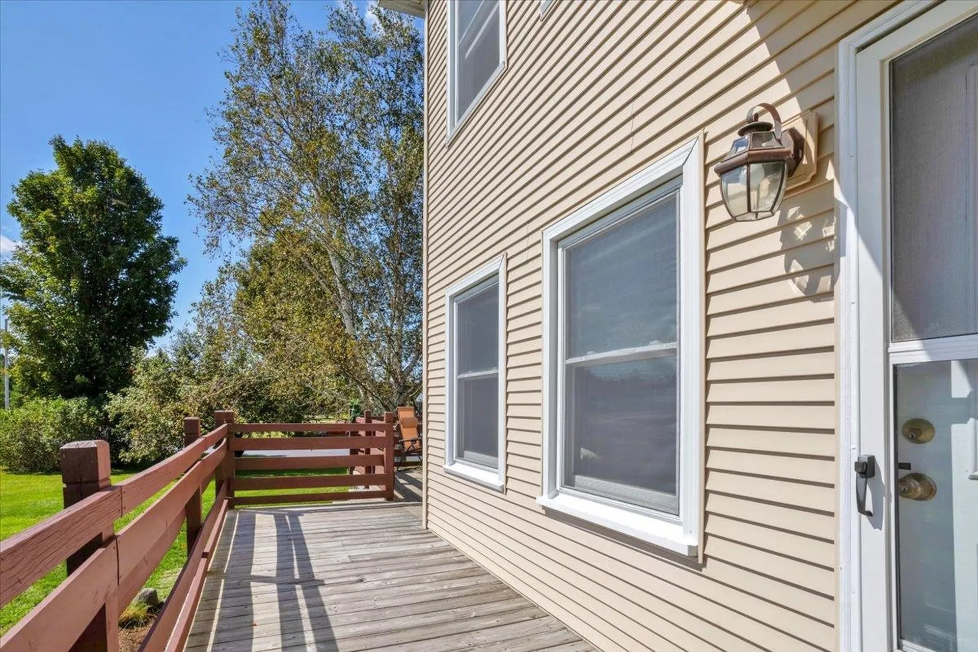 8 Morgan Meadows Way Cambridge VT 05464-5402