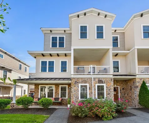 8 Montalcino Way Salem NH 03079
