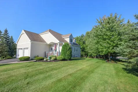 24 Metea Lane Bedford NH 03110