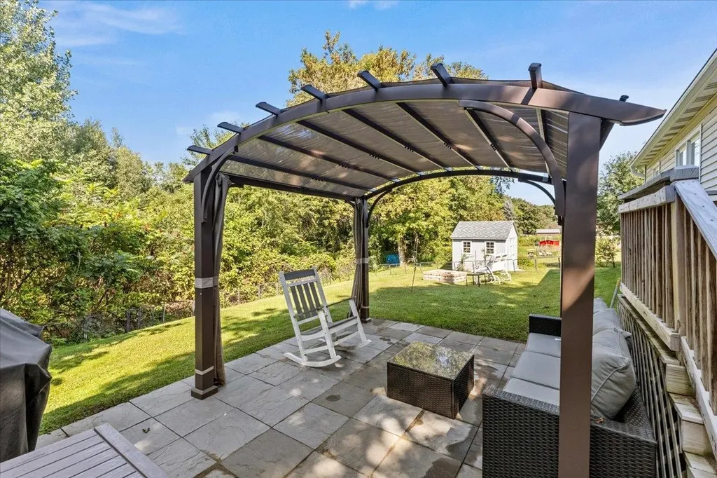 56 Gentes Road Essex VT 05452