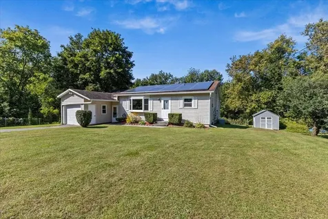 56 Gentes Road Essex VT 05452