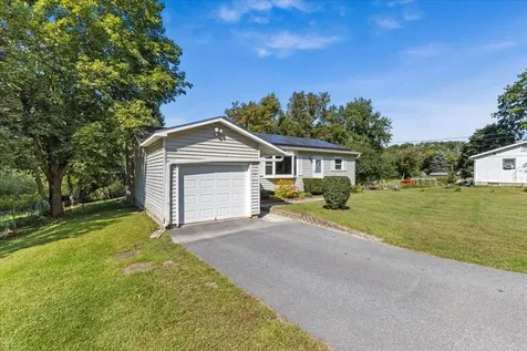 56 Gentes Road Essex VT 05452