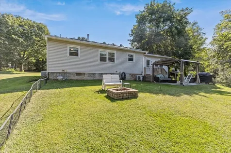 56 Gentes Road Essex VT 05452