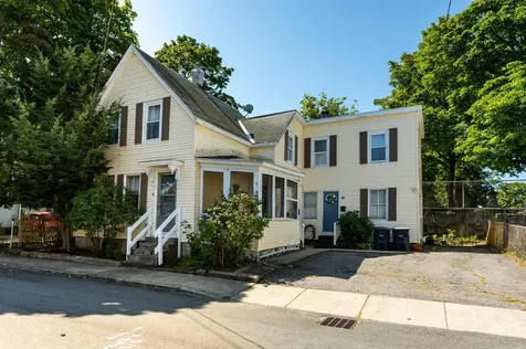 9 Badger Street Nashua NH 03060