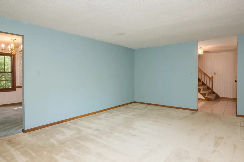 8 Gerrish Drive Durham NH 03824