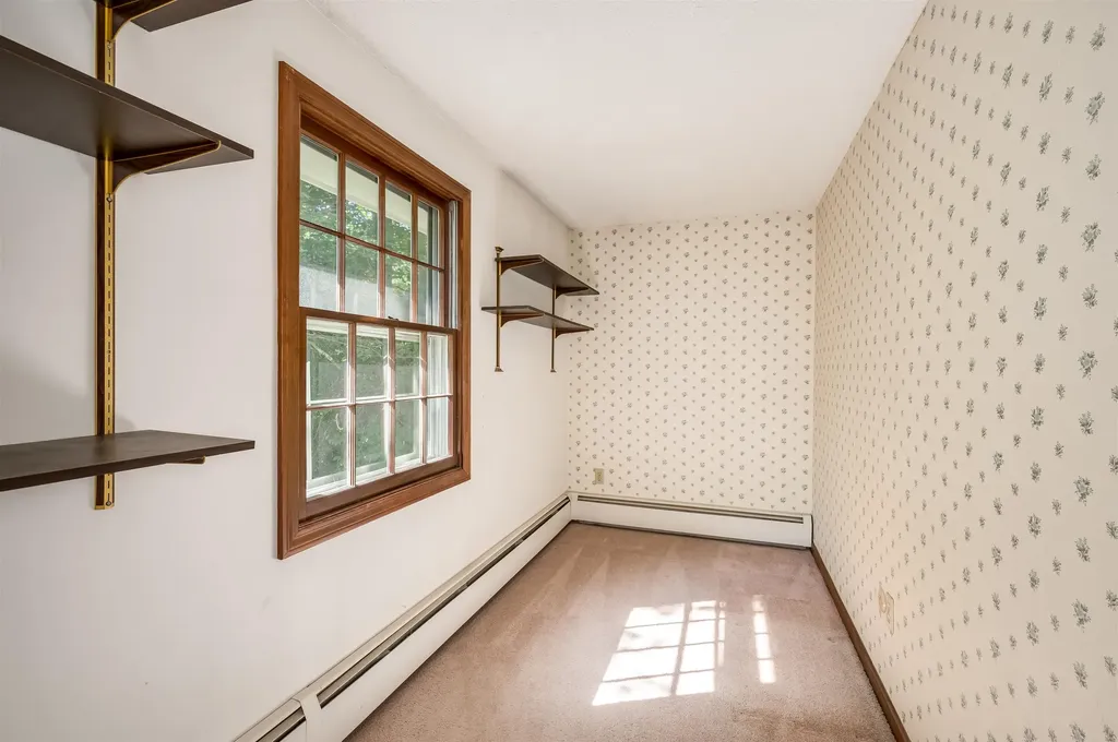 8 Gerrish Drive Durham NH 03824