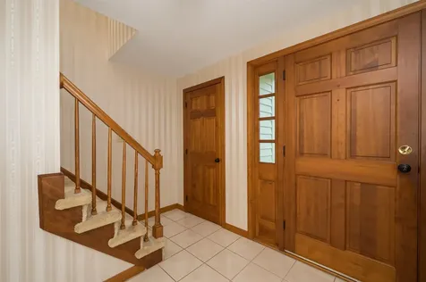 8 Gerrish Drive Durham NH 03824