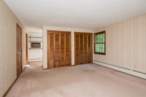 8 Gerrish Drive Durham NH 03824