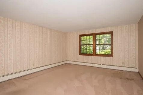 8 Gerrish Drive Durham NH 03824