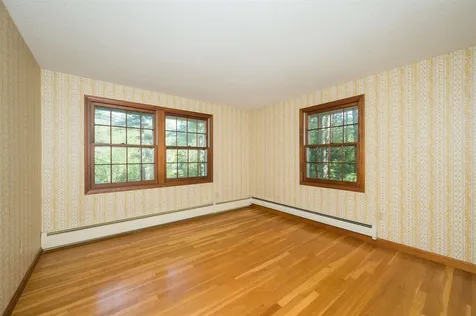 8 Gerrish Drive Durham NH 03824