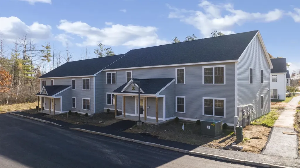 7 Miami Way Rochester NH 03867