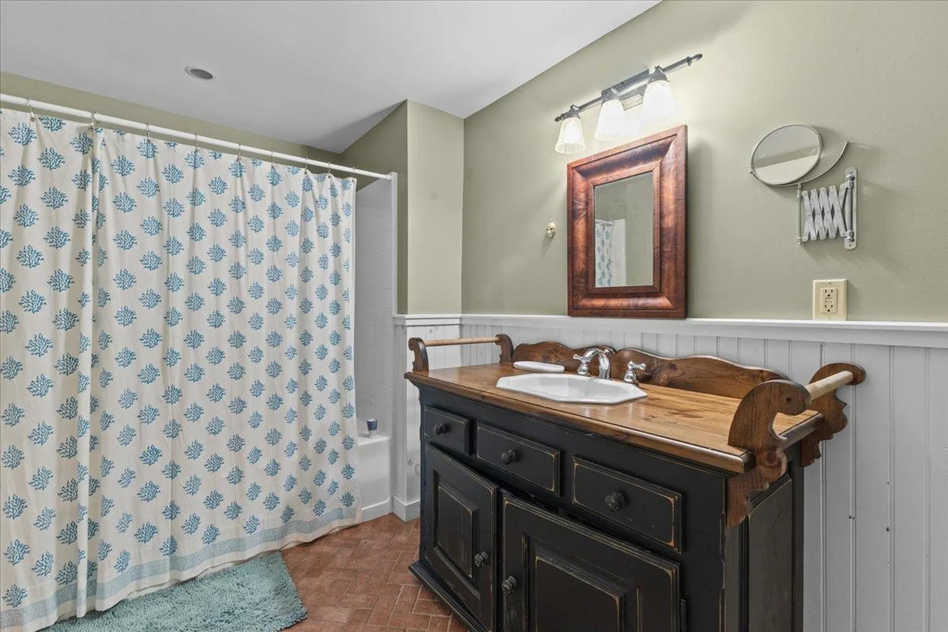 389 Upper Pinnacle Road Stowe VT 05672