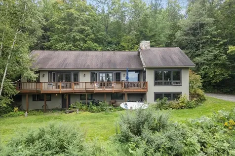 389 Upper Pinnacle Road Stowe VT 05672