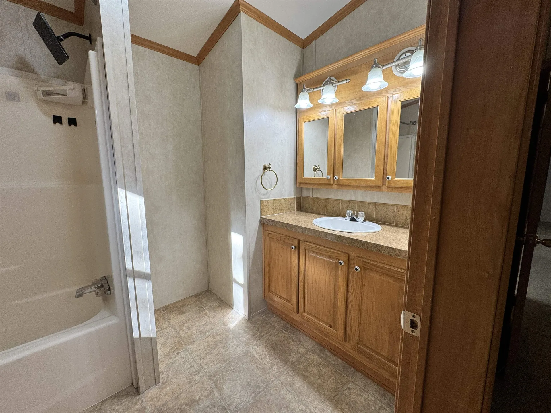 50 Willow Circle Hartford VT 05001