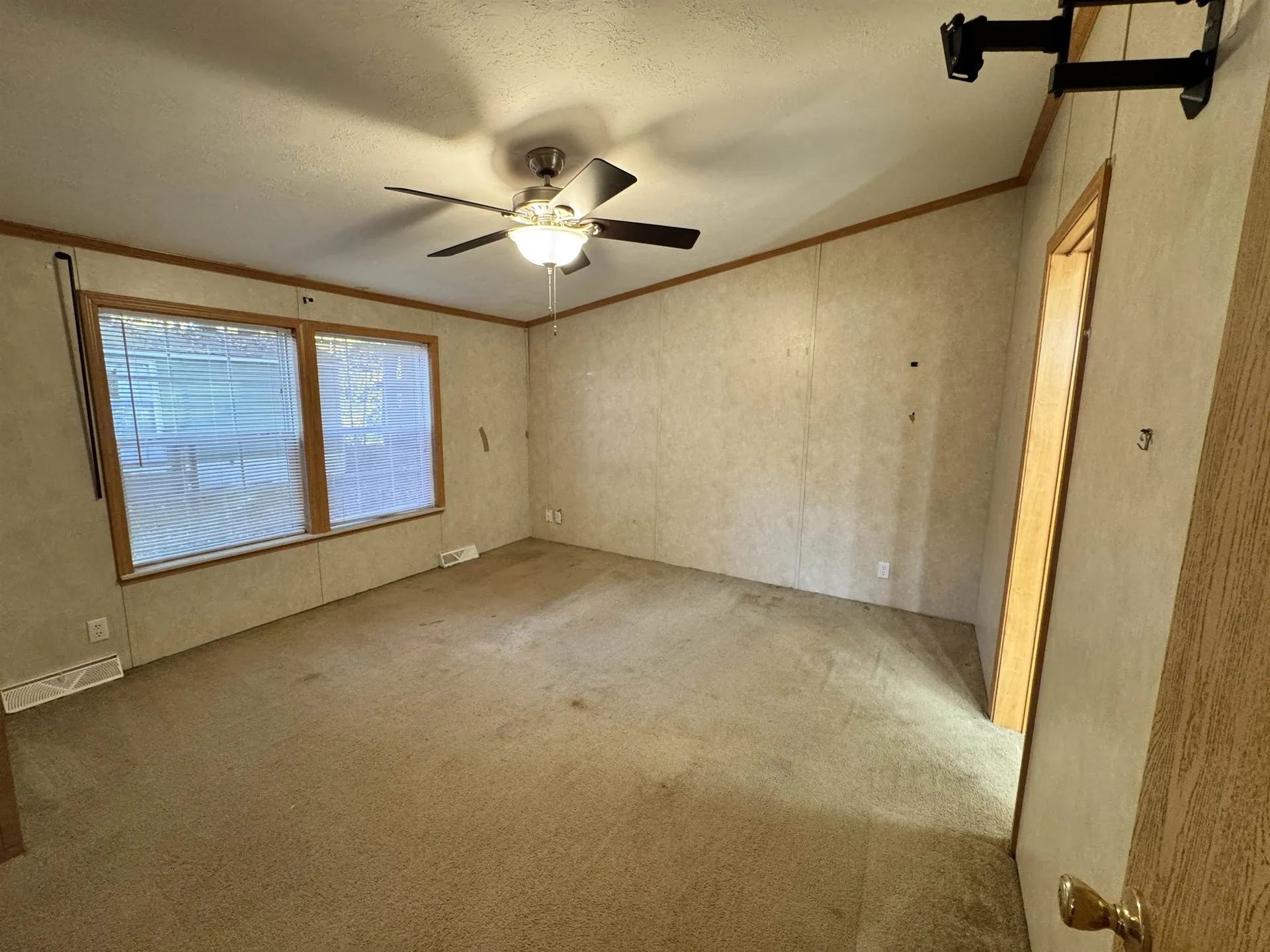 50 Willow Circle Hartford VT 05001