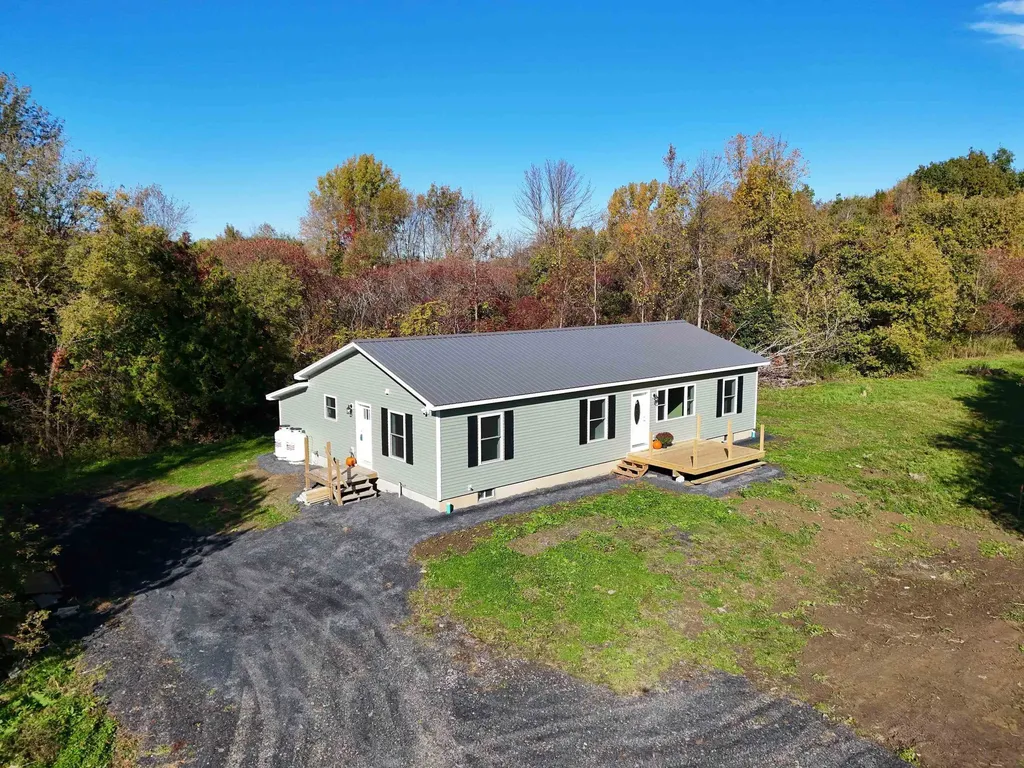 680 South End Road North Hero VT 05474