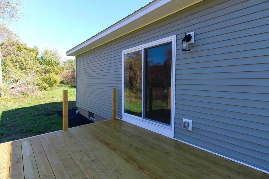680 South End Road North Hero VT 05474